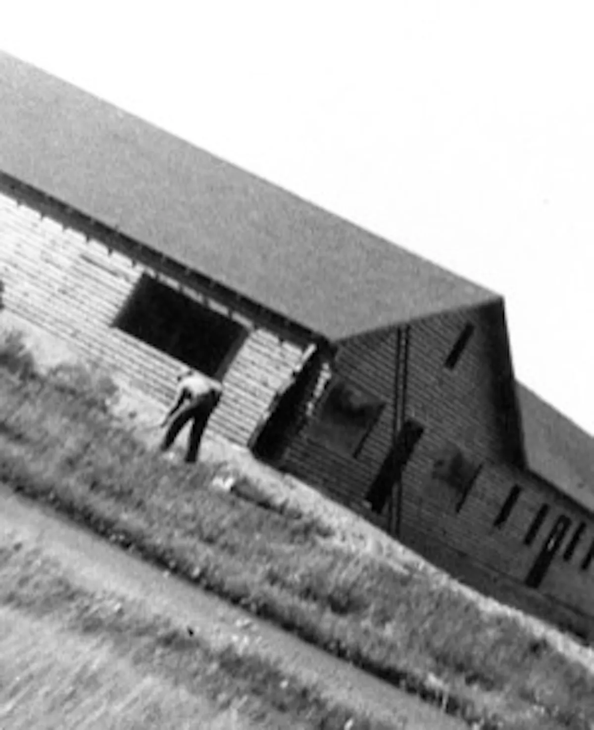Cabin exterior being built 1946